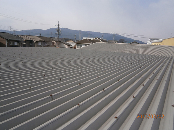 株式会社E様　折板屋根　アドクールAqua施工事例