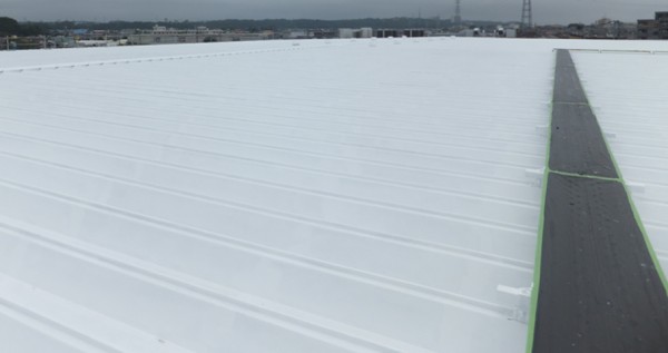 A社湘南工場様　屋根塗装事例